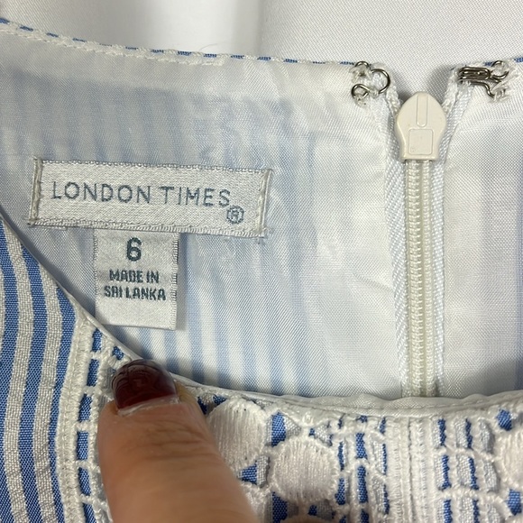 London Times seersucker crocheted front panel adorned shift midi dress Sz 6 - Picture 5 of 10